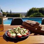 Couette-café Belle D'hotes Avec Petit Dejeuner Chez Phil Et Isa 3*