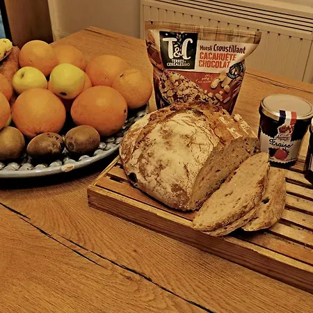 Bed & Breakfast Belle D'hotes Avec Petit Dejeuner Chez Phil Et Isa *